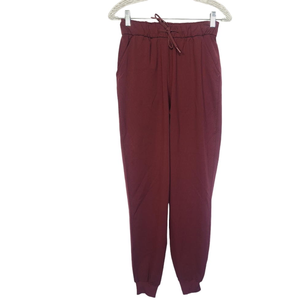 Lululemon Sz 4 Drawstring Luxtreme High-Rise Cropped Joggers Pants.